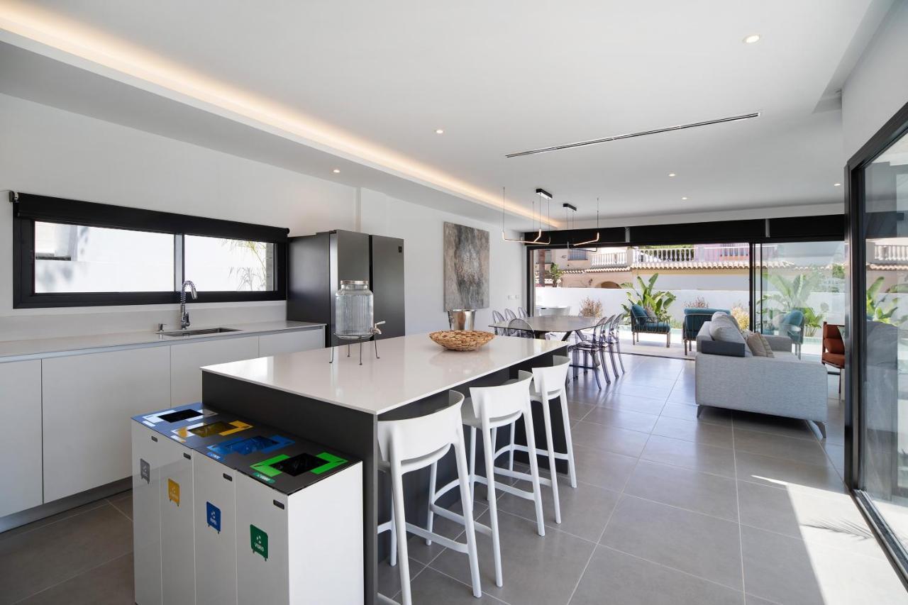 Lola Sea Villa โนโบซังก์ติเปตรี ภายนอก รูปภาพ
